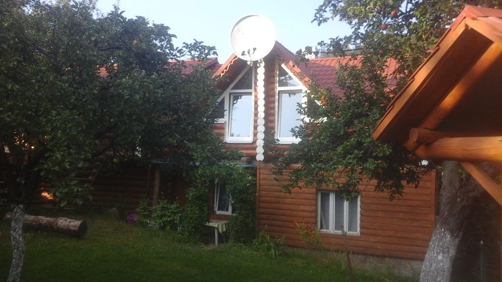 Садиба Під Гострою Zhdeniievo Buitenkant foto
