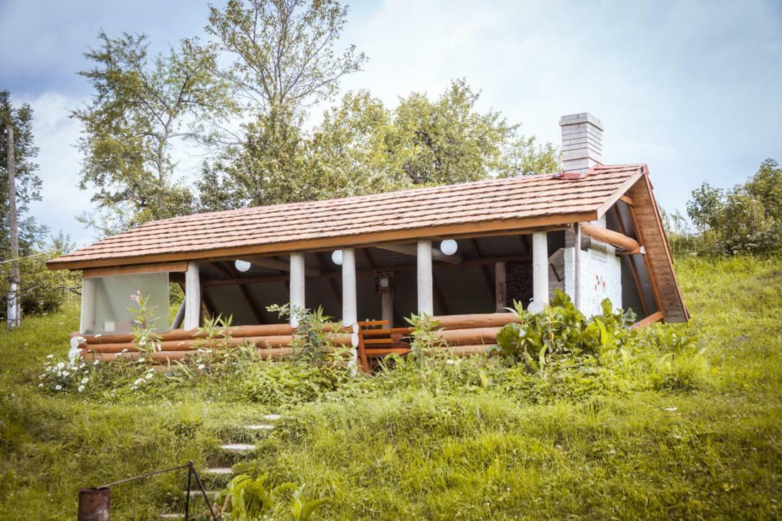 Садиба Під Гострою Zhdeniievo Buitenkant foto